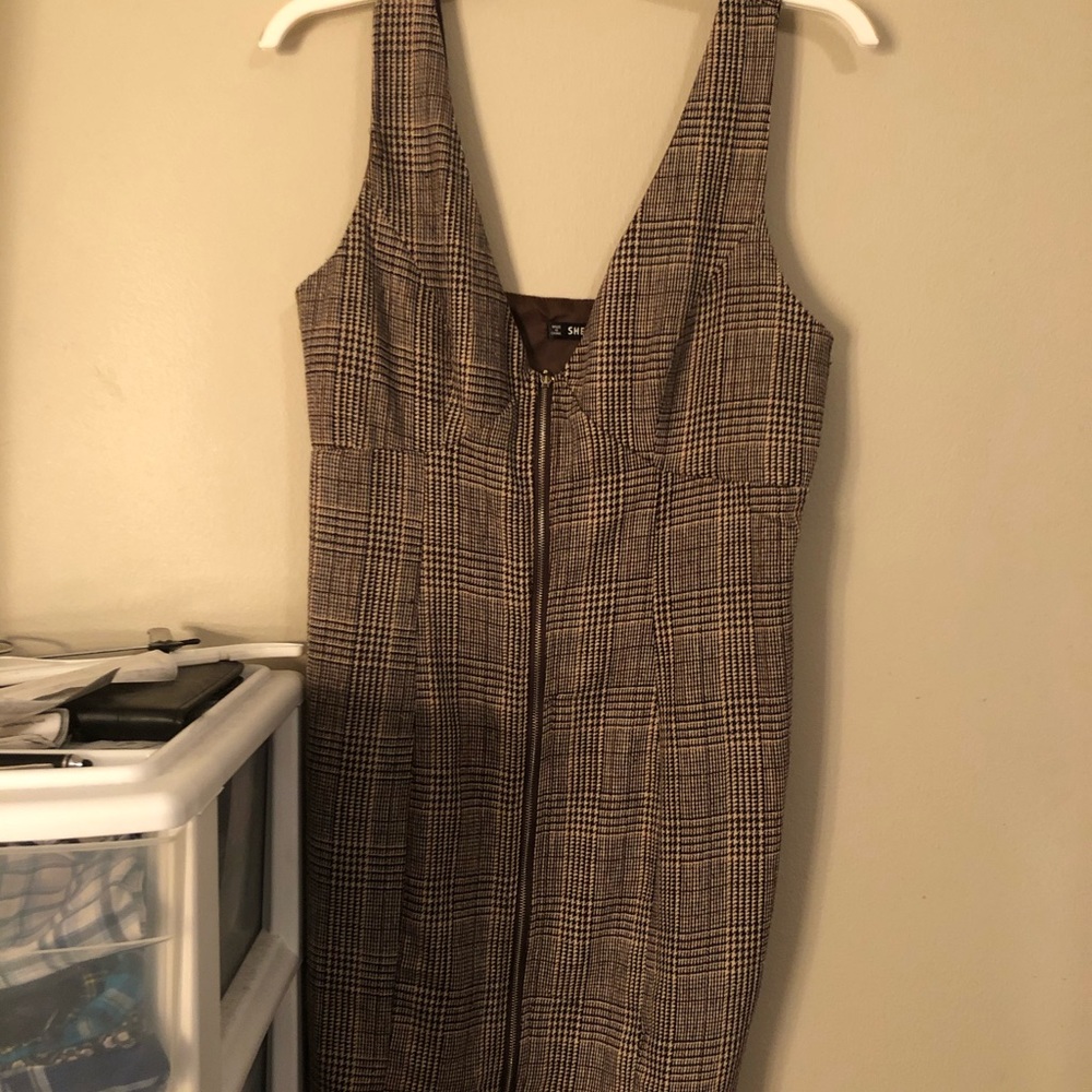 Zip up dress